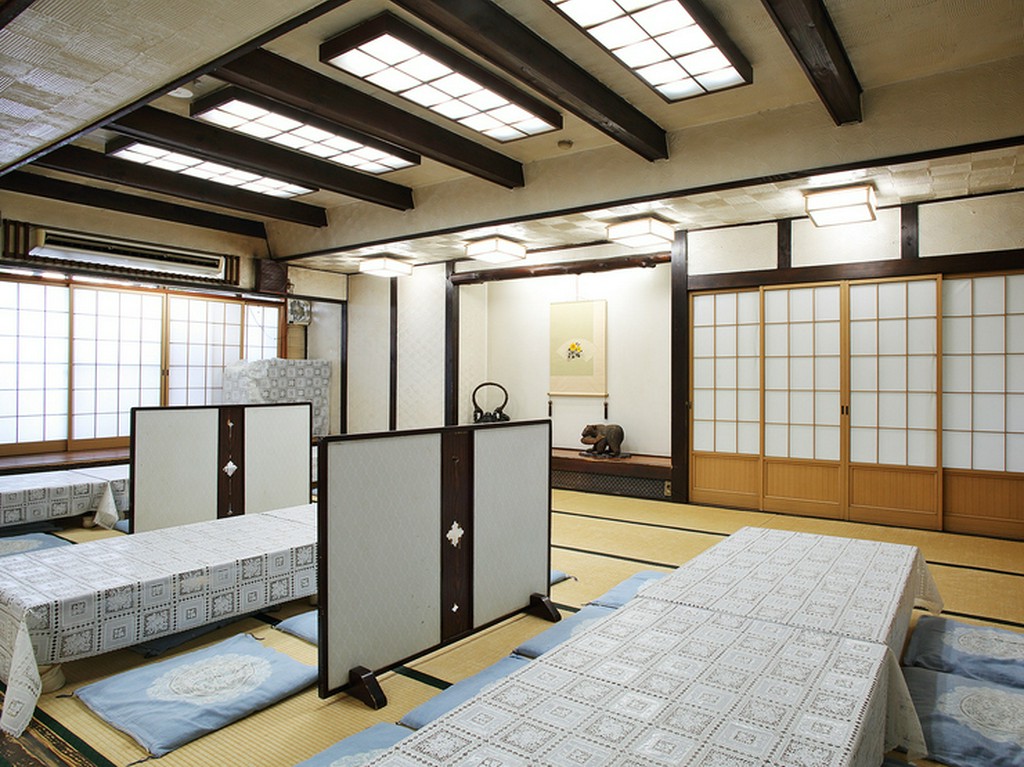 幅広い世代に向くメニューが充実。普段使い＆特別な日の特等席