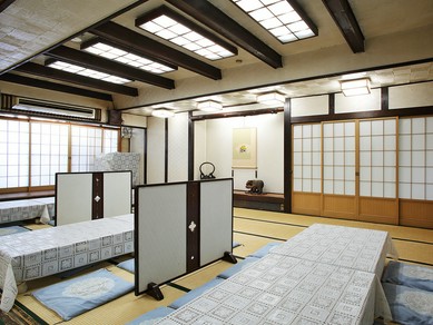 幅広い世代に向くメニューが充実。普段使い＆特別な日の特等席