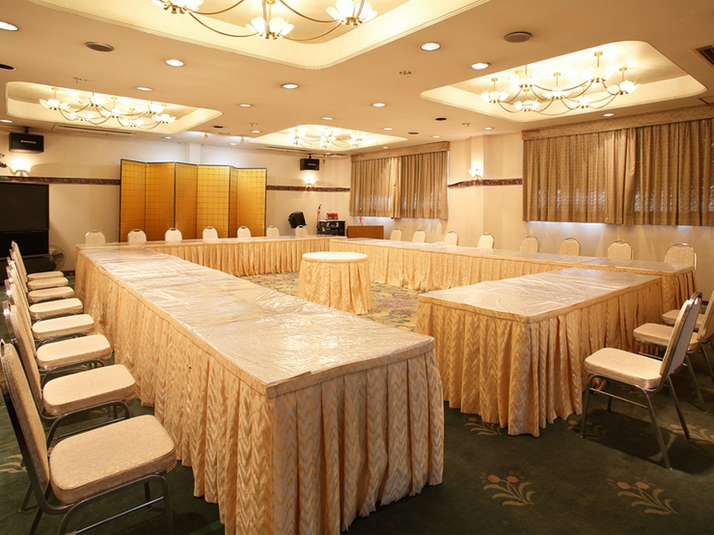 テーブル＆座敷の大広間があり、最大80名様の宴会も可能