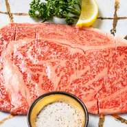 食材のこだわりは勿論、最高クラスのお肉を格安でご提供