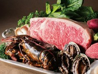 【プラン内容】
■乾杯用スパークリングワイン付き
■記念写真付き

【ステーキの内容】
　黒毛和牛フィレ(40g)とロース(60g)の鉄板焼
　2種のステーキ食べ比べ