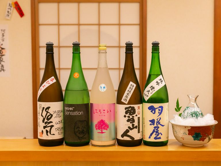 各地より飲み頃の日本酒を用意。一期一会に酔いしれる