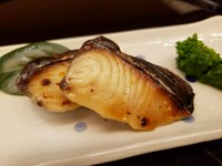 寝かせることで引き出す旨味。その時期オススメの旬の魚を豊かな風味でいただく『西京焼』は、一年通して楽しみたい逸品です。