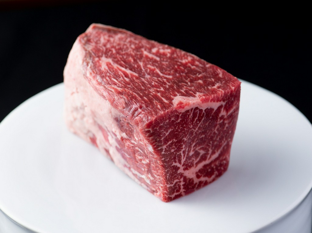 オーナーシェフ自ら選んで決めた牧場より仕入れる牛肉