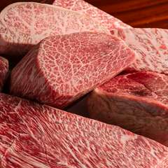 信頼できるバックボーンを持つ「ドメーヌ牛」のみ使用