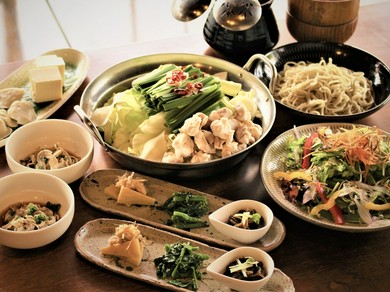 飲み放題付きもつ鍋コース4000円〜ございます！