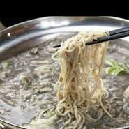 ※水炊き風もつ鍋用