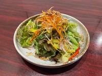 本場の味を再現した王道メニュー『醤油味もつ鍋』