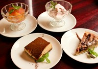 本日のおすすめメニューをご覧ください。