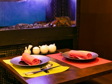 落ち着いた大人の雰囲気で二人の時間を