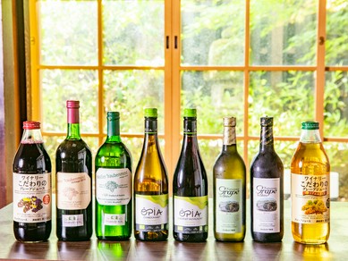 悪酔いしづらい自然派ワインやノンアルコールワインも充実
