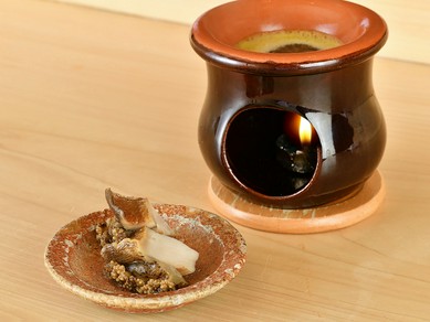 鮑の柔らかい食感がくせになる『煮鮑』