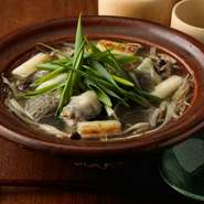 高級すっぽんの旨みと滋味を満喫できる！　絶品『丸鍋』