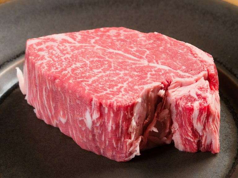 上質を気軽に。「豊後牛（おおいた和牛）」専門のステーキハウス