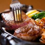 Sサイズ　120g：8,900円
Mサイズ　180g：11,600円
Lサイズ　240g：13,800円
LLサイズ　300g：15,800円

※単品は全て600円引き