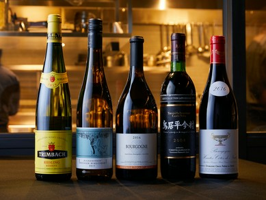 料理をより楽しむために、ワインペアリングも
