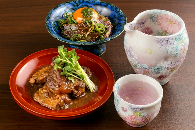 食器・内装にこだわっている