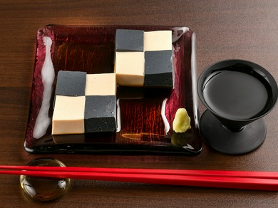 大切な方との食事に。“上級者のもてなし”も叶う落ち着いた空間