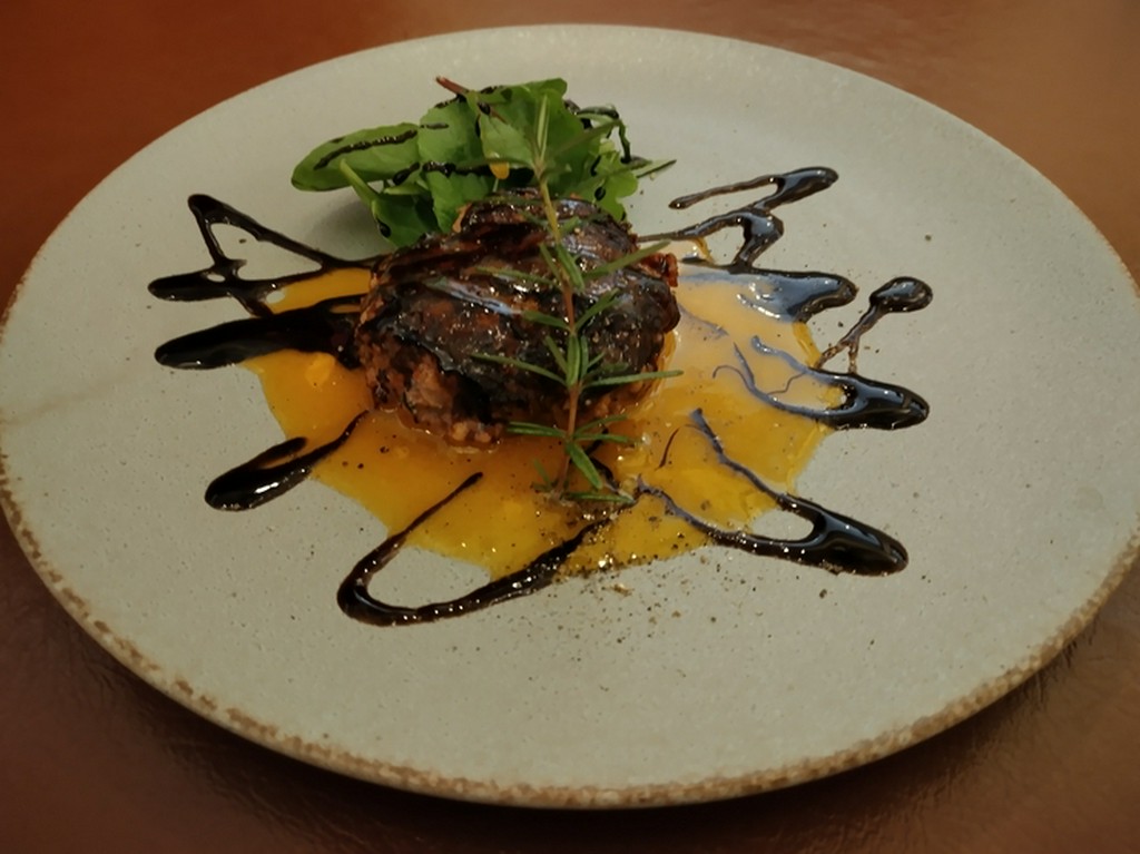 地物　タコ100%ハンバーク