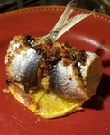 シチリア島の郷土料理。オレンジの風味がイワシの旨みとマッチ。