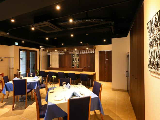 食器・内装にこだわっている