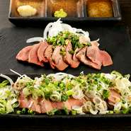 低温調理した新鮮な豚レバ・ハツ・タンを食べ比べできる魅惑の一皿。それぞれの食感や味の違いを楽しめます。亀卦川氏曰く「まずはこれを食べて欲しい」とのこと。数量限定です。