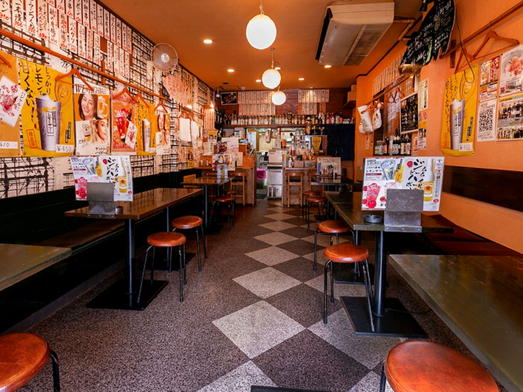 地元客でにぎわう、アットホームなお店