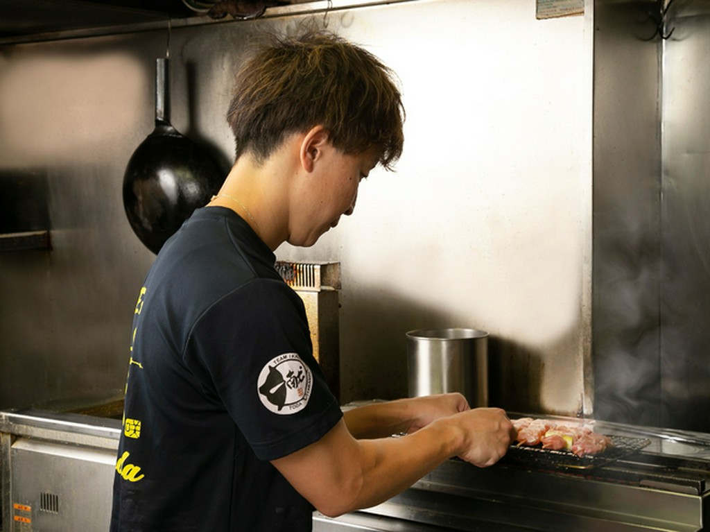 【焼き一献】一筋。おいしい料理でもてなしてくれる亀卦川氏