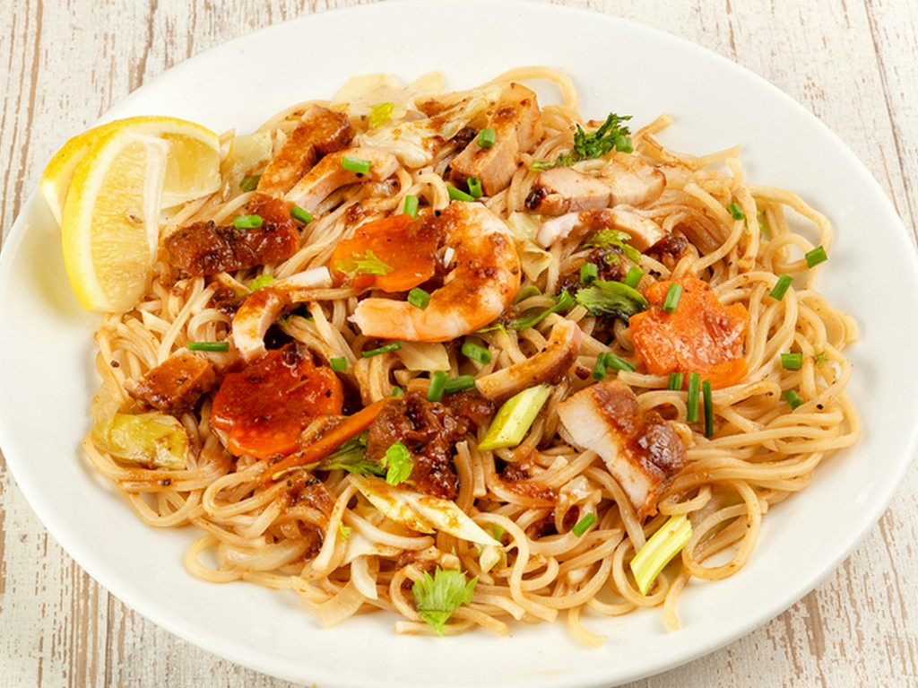 さっぱりとした味『フィリピン風広東焼きそば』