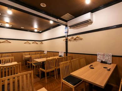 新宿三丁目の落ち着いた雰囲気の居心地のいいお店 ヒトサラ 新宿三丁目の落ち着いた雰囲気の居心地のいいお店 ヒトサラ