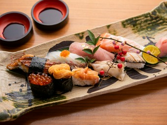 シャリがネタのおいしさを際立たせた『特上にぎり（9貫）』