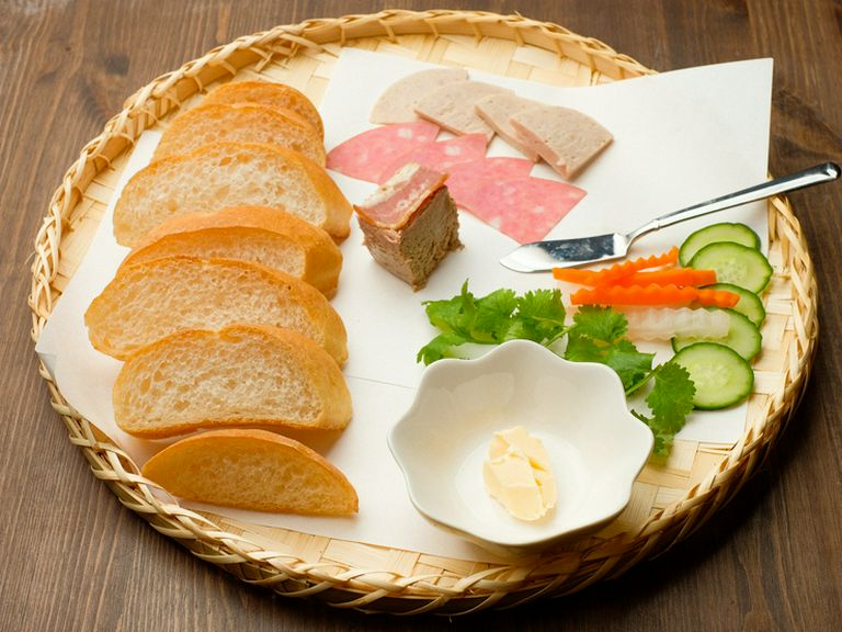 気軽に注文したい『自家製レバーパテ　バインミースペシャル』
