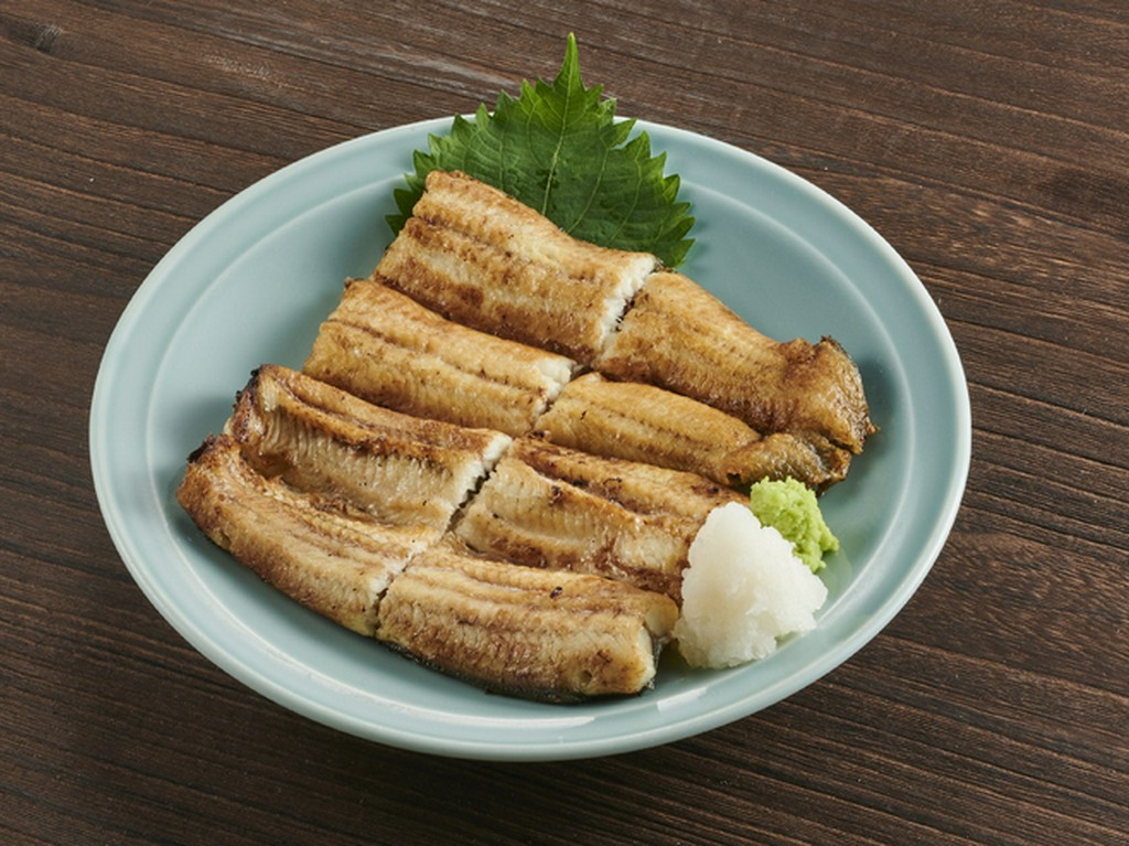 蒸さずに仕上げて本焼き。濃厚な旨味が楽しめる『うなぎ白焼き』