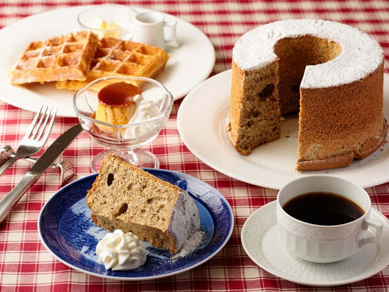 食べると思わずホッコリしてしまう、家庭的なスイーツも充実