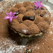 定番のものもありながら、その時その時で季節のデザートも変わります。お食事の最後に素敵な締めくくりを。