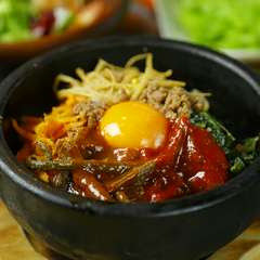 『お気軽コース』から注文可能な石焼ビビンバ