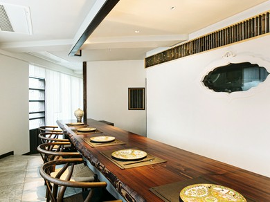 伝統とモダンがバランスよく溶け込む、居心地の良い空間