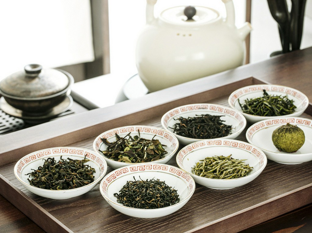 味わうほどにその奥深き魅力にハマる中国茶の用意も