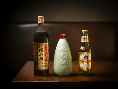 多彩な味わいの料理とビール、紹興酒のペアリングも楽しい