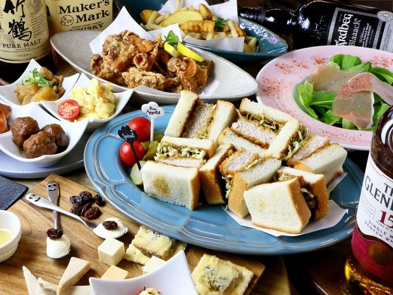 飲み放題付きで人気メニューをコースで満喫『おまかせコース』