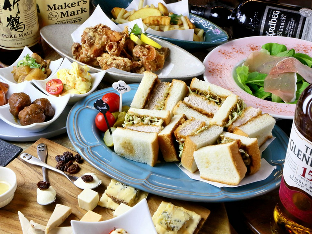 飲み放題付きで人気メニューをコースで満喫『おまかせコース』