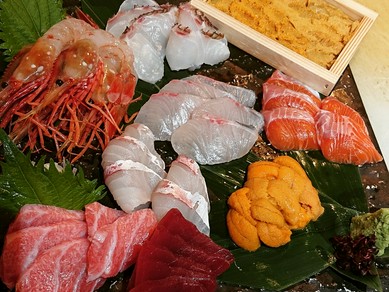 アットホームな空間と美味しい料理でお喋りに花を咲かせて