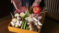 料理人が油からこだわったサクサクの高級感溢れる串揚げは1本190円～ご用意しております！