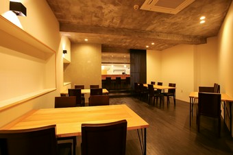 おちつける店内、ゆっくり食事を楽しむ癒しの時間に