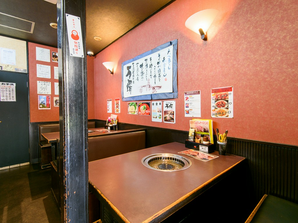 デートや家族での食事など、多彩なシーンに活躍