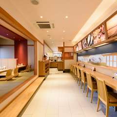 和を基調とした落ち着きのある空間で、しばしの休息を