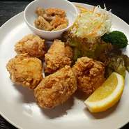 ごはん・お味噌汁・惣菜付き