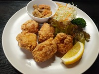 ごはん・お味噌汁・惣菜付き