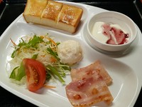 ドリンクチケット1枚でご利用いただけます。
ドリンクセットは＋160円