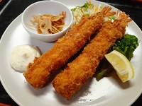 ごはん・お味噌汁・漬物つき
※毎月15日はミドルサービスにつき特別価格→1100円